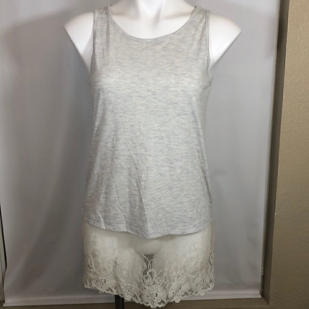 South Main sleeveless gray lace hem tank